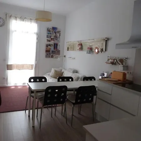 Sagrada Familia- Centric Apartment